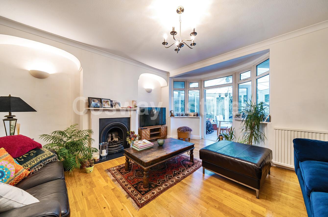 Copthall Gardens, Mill Hill, NW7, London